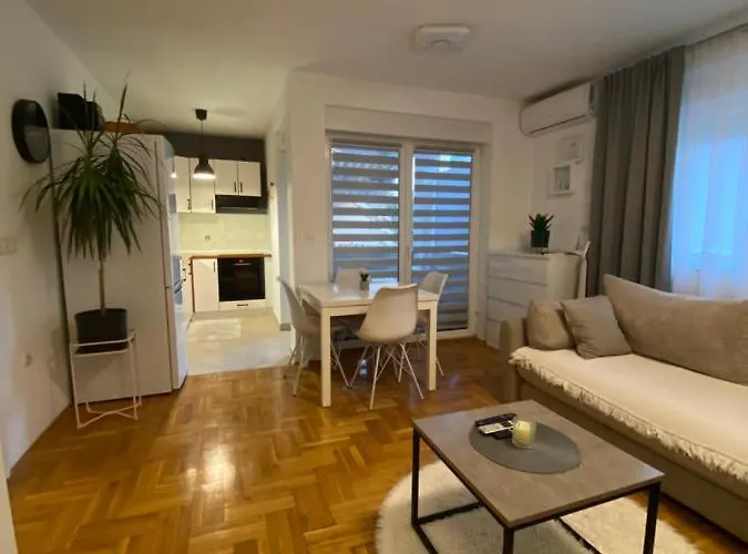 Апартаменты Miriam Задар